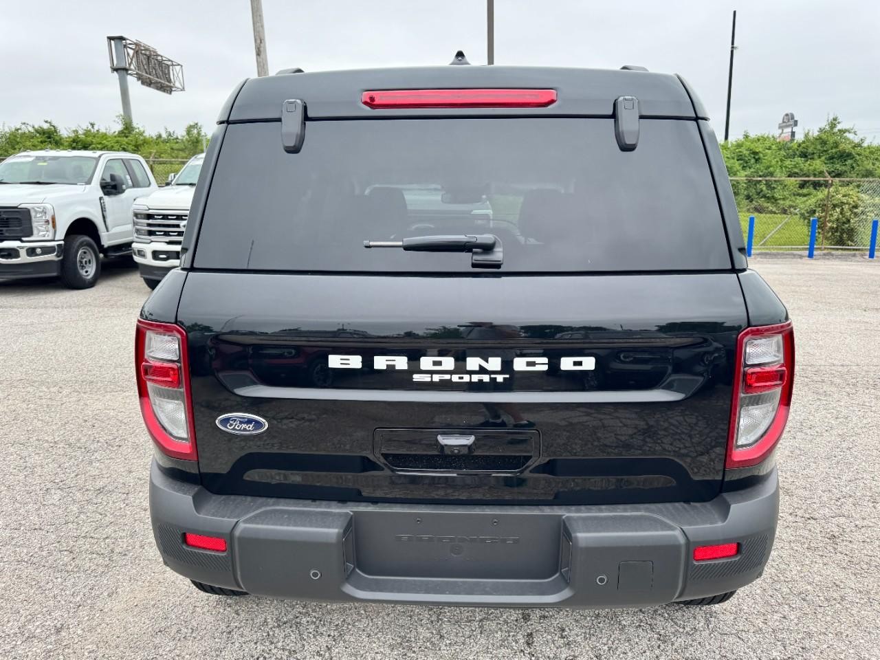 2025 Ford Bronco Sport Outer Banks photo 4