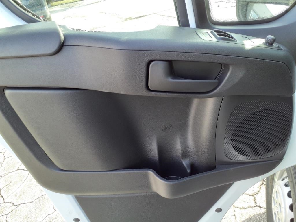 2025 Ram ProMaster 2500 photo 4