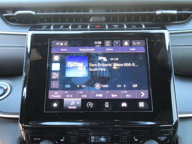 2025 Jeep Grand Cherokee Laredo X photo 21