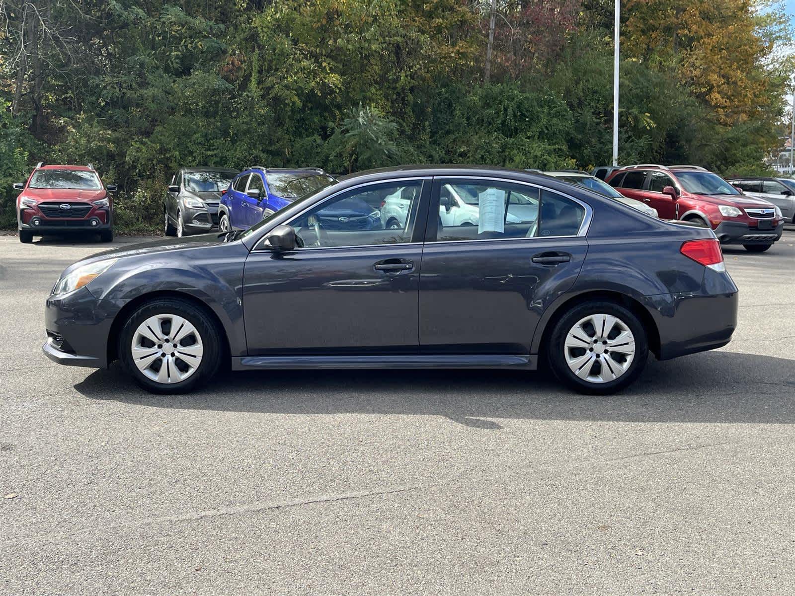 2013 Subaru Legacy 2.5i photo 2