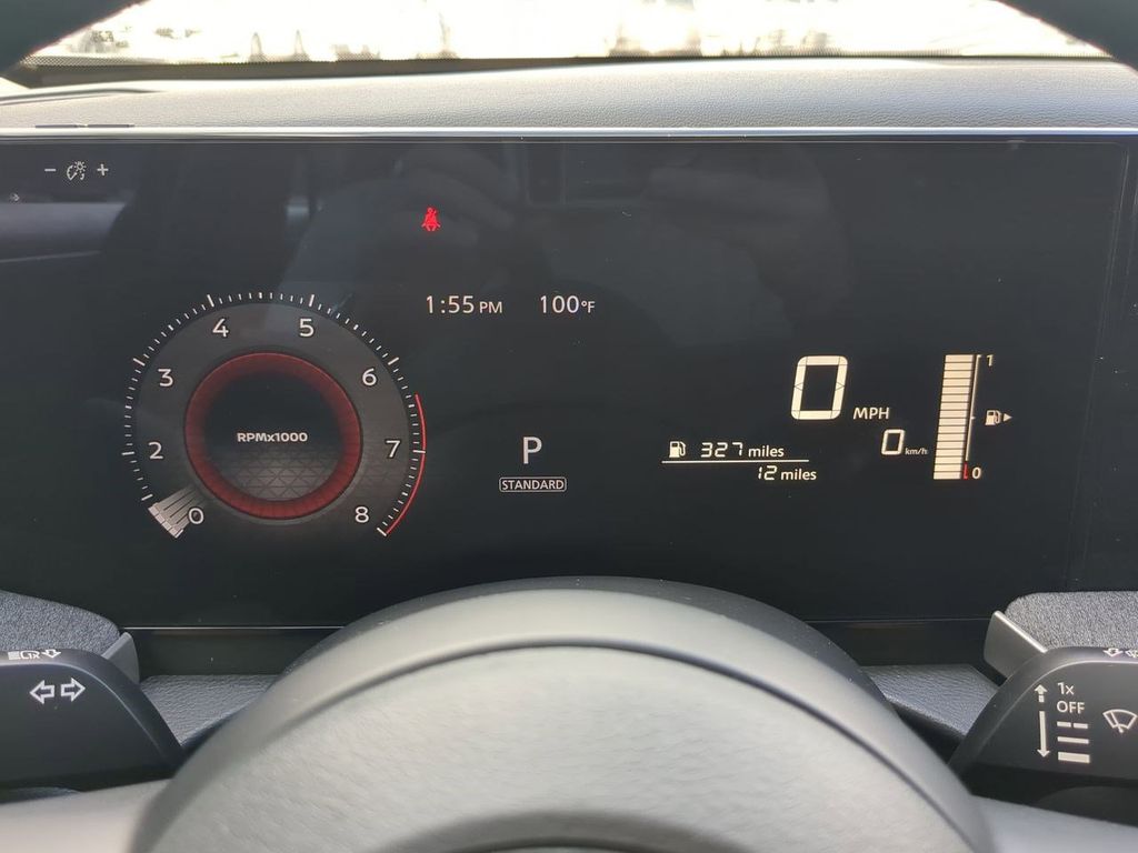 2025 Nissan Kicks SV photo 20