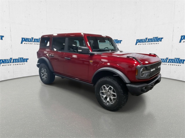 2025 Ford Bronco Badlands photo 2