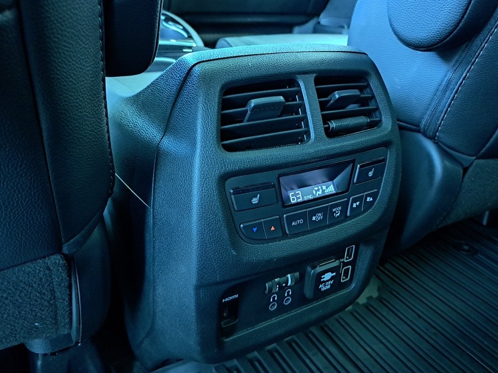2021 Honda Pilot Touring photo 25