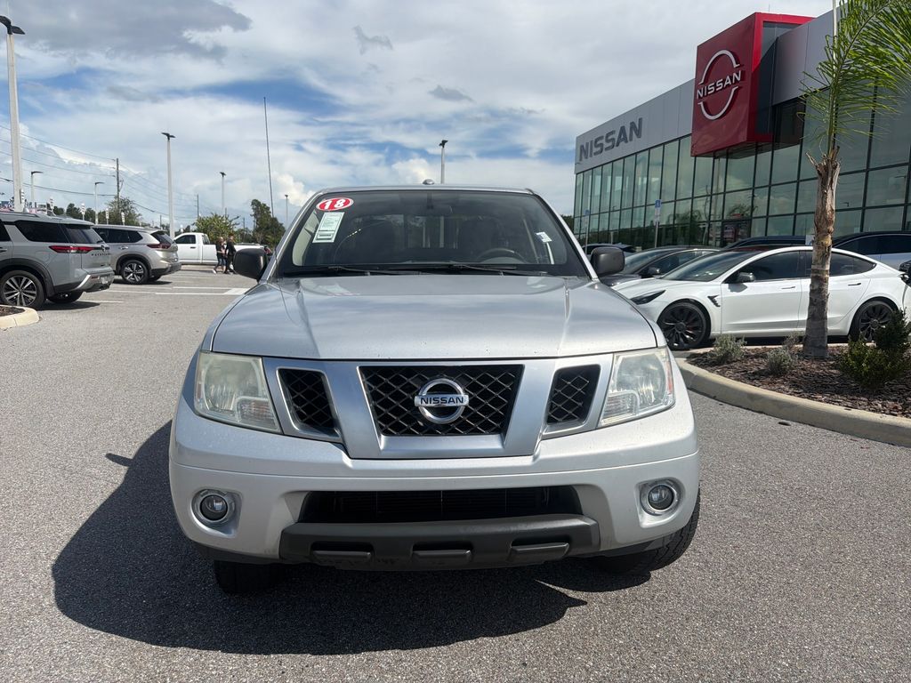 2018 Nissan Frontier Desert Runner photo 2