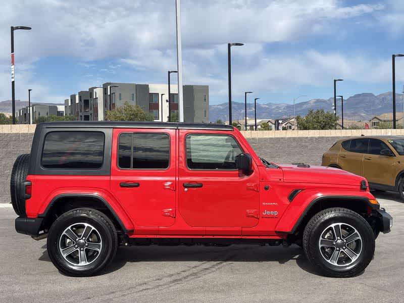 2023 Jeep Wrangler Sahara photo 9