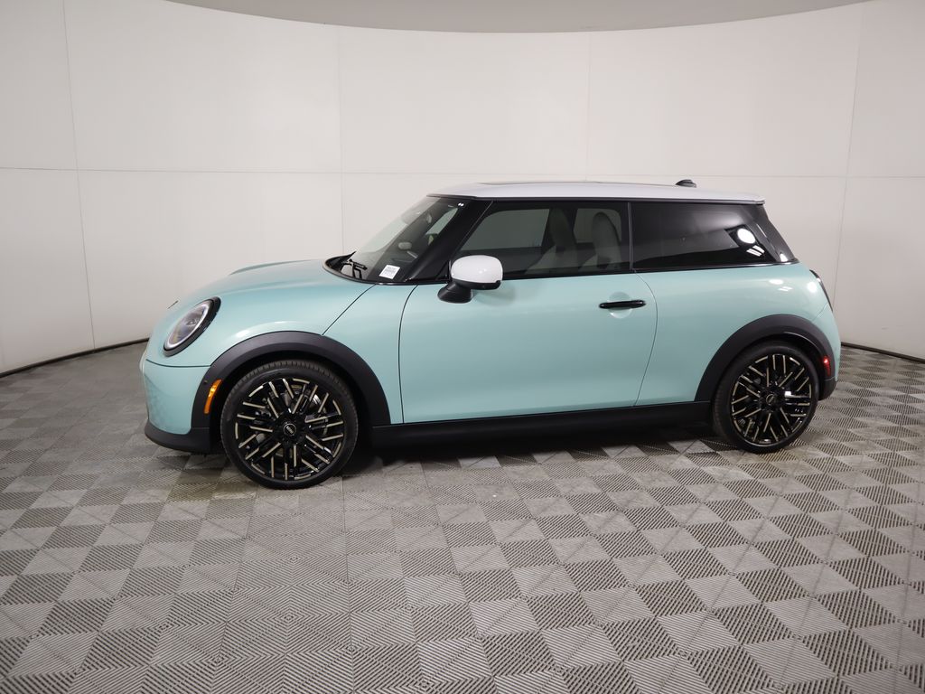 2026 Mini Cooper Hardtop S 2 Door Iconic photo 7
