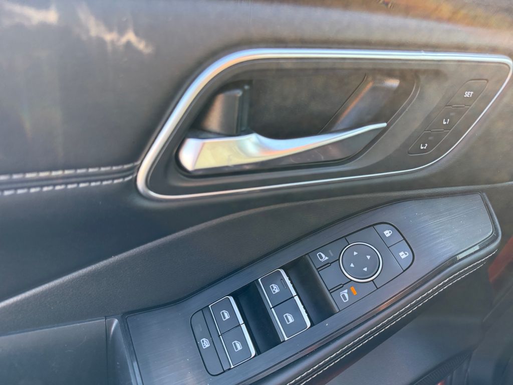 2021 Nissan Rogue SL photo 12