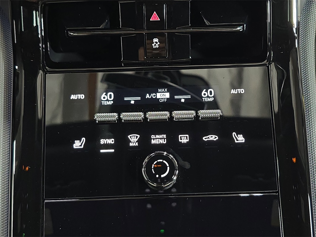 2026 Porsche Panamera E-Hybrid 4 photo 19