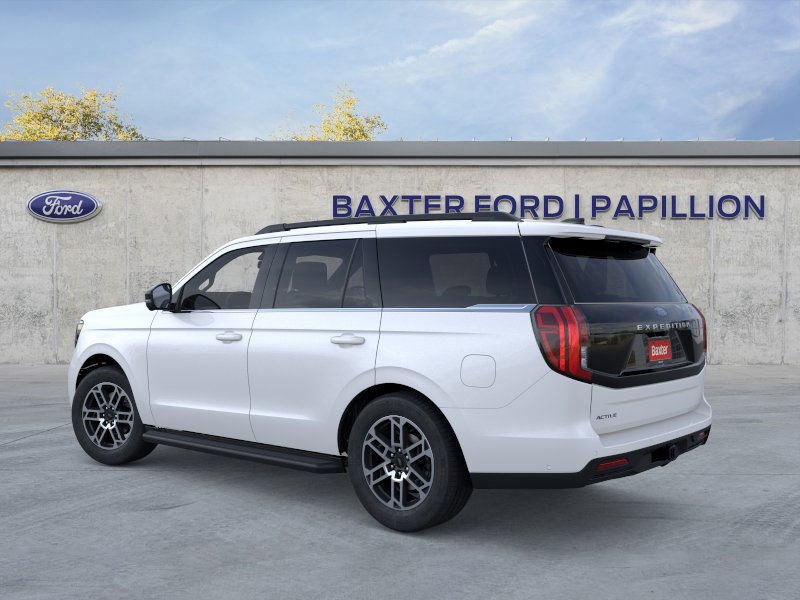 2025 Ford Expedition photo 13