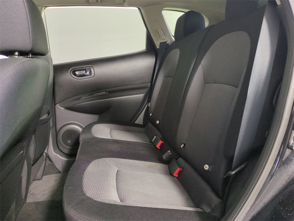 2012 Nissan Rogue SV photo 11