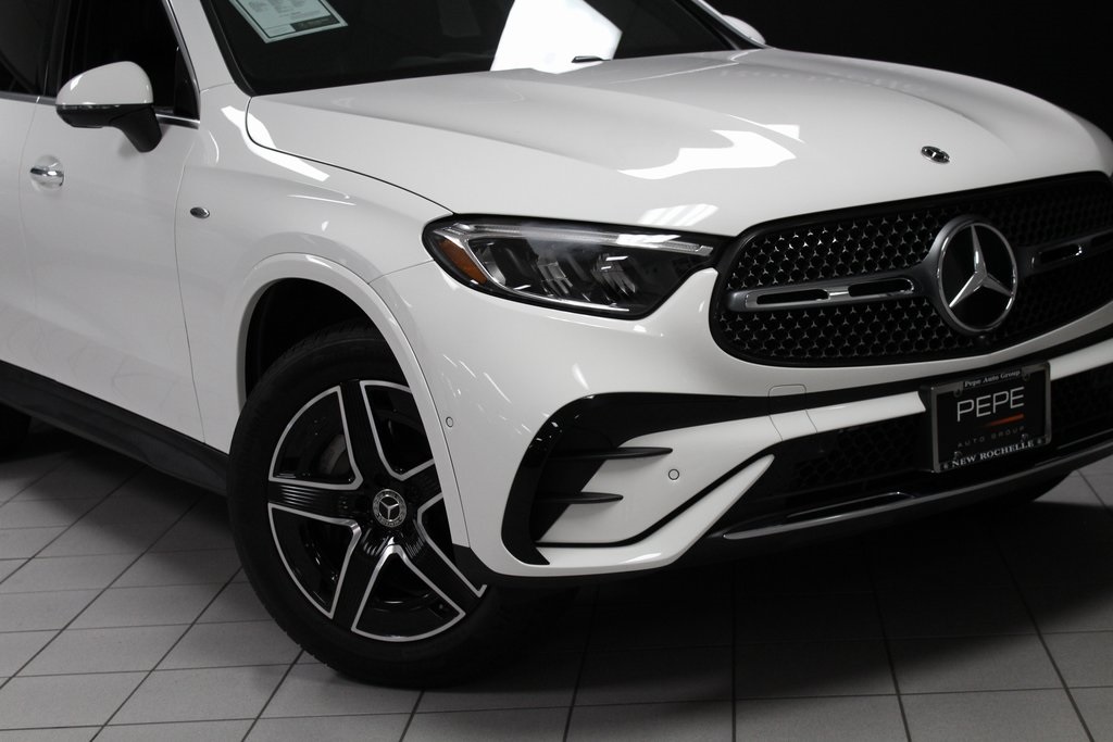 2025 Mercedes Benz GLC 350e 4MATIC photo 2