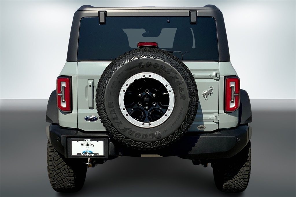 New 2024 Ford Bronco Outer Banks 4D Sport Utility in Smithville 