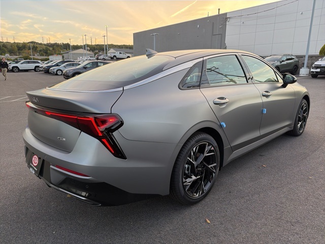 2026 Kia K5 GT-Line photo 3