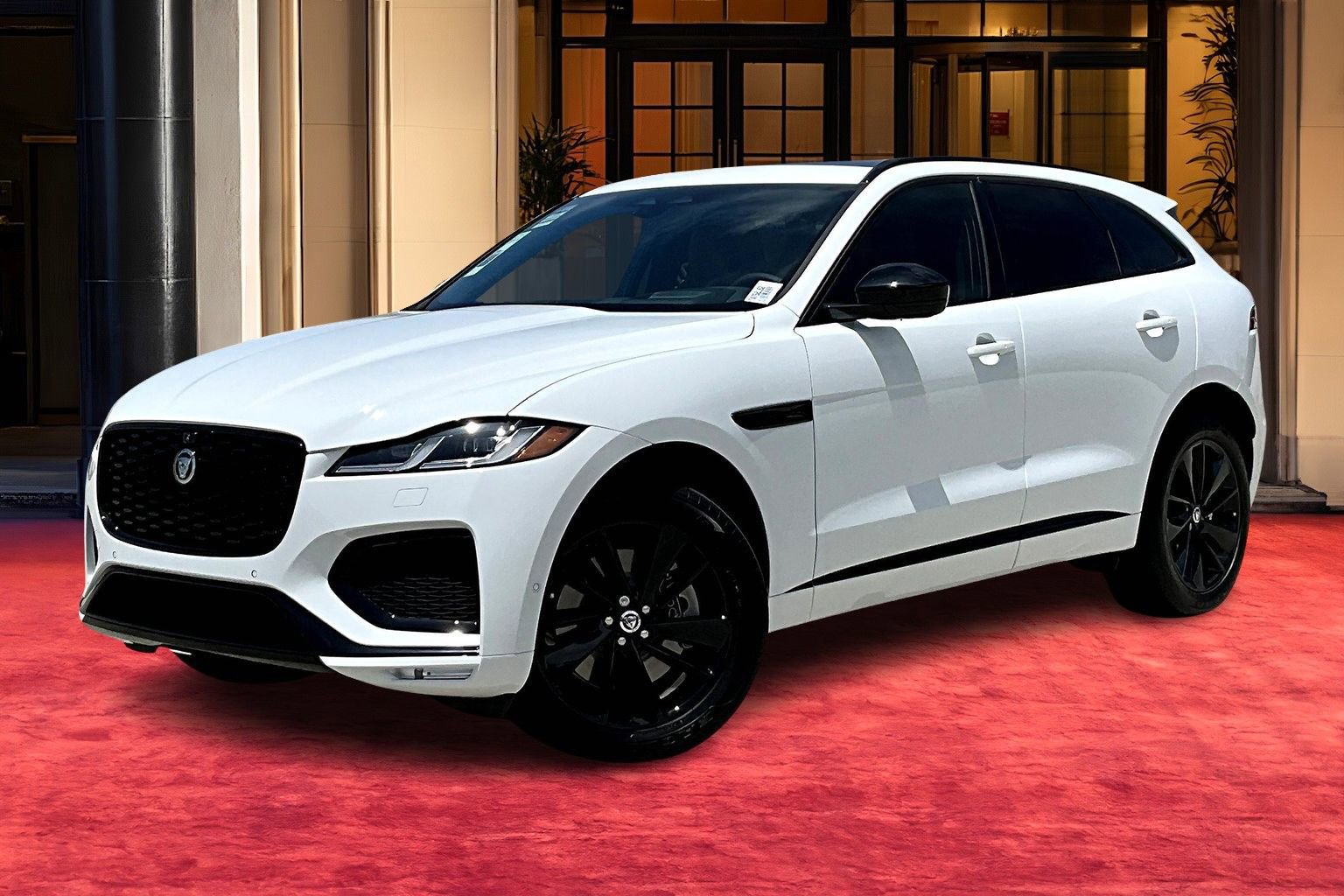 2026 Jaguar F-Pace R-Dynamic S's photo