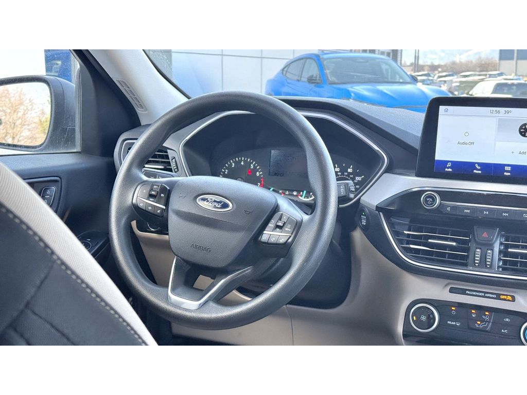 2022 Ford Escape SE photo 12