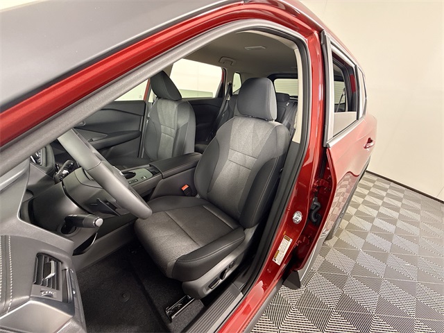 2026 Nissan Rogue SV photo 4