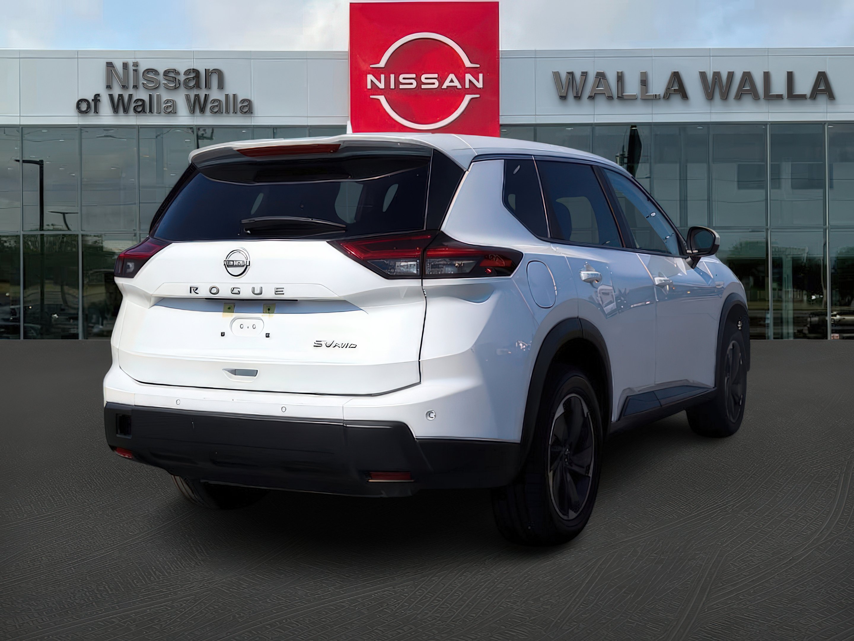 2024 Nissan Rogue SV photo 3