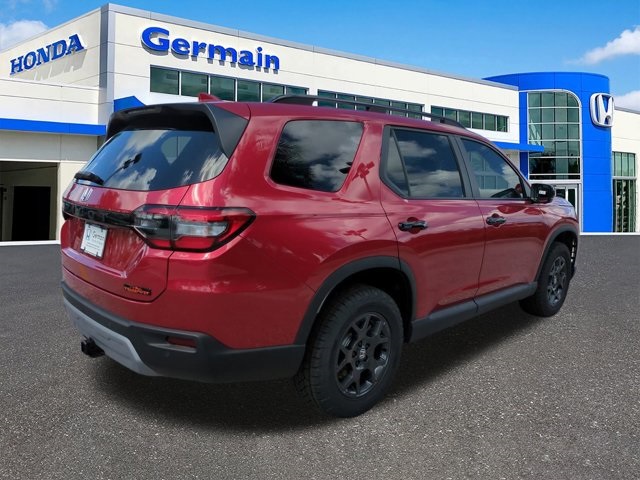 2025 Honda Pilot TrailSport photo 2