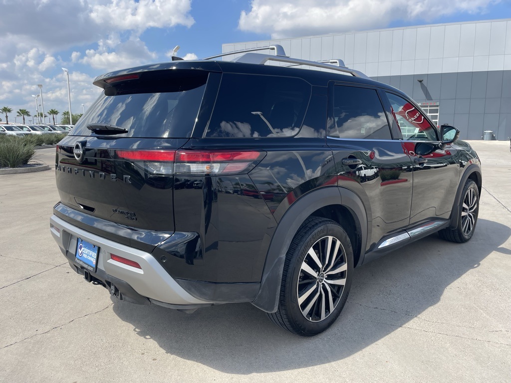2023 Nissan Pathfinder Platinum photo 4