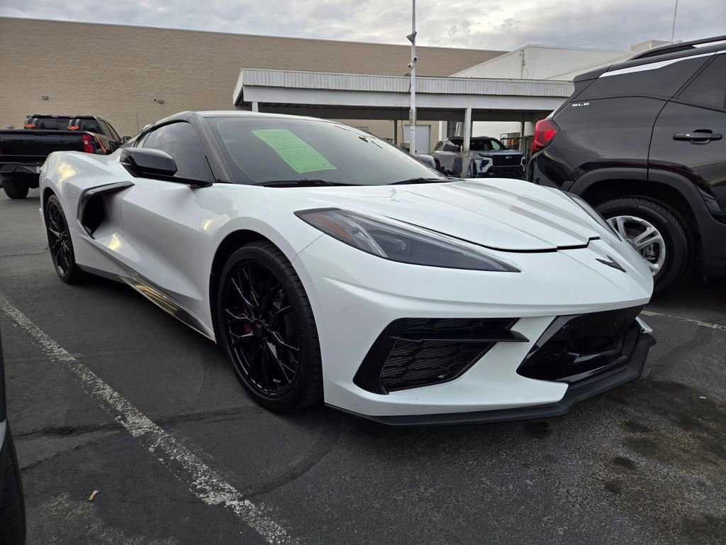 2023 Chevrolet Corvette 2LT's photo