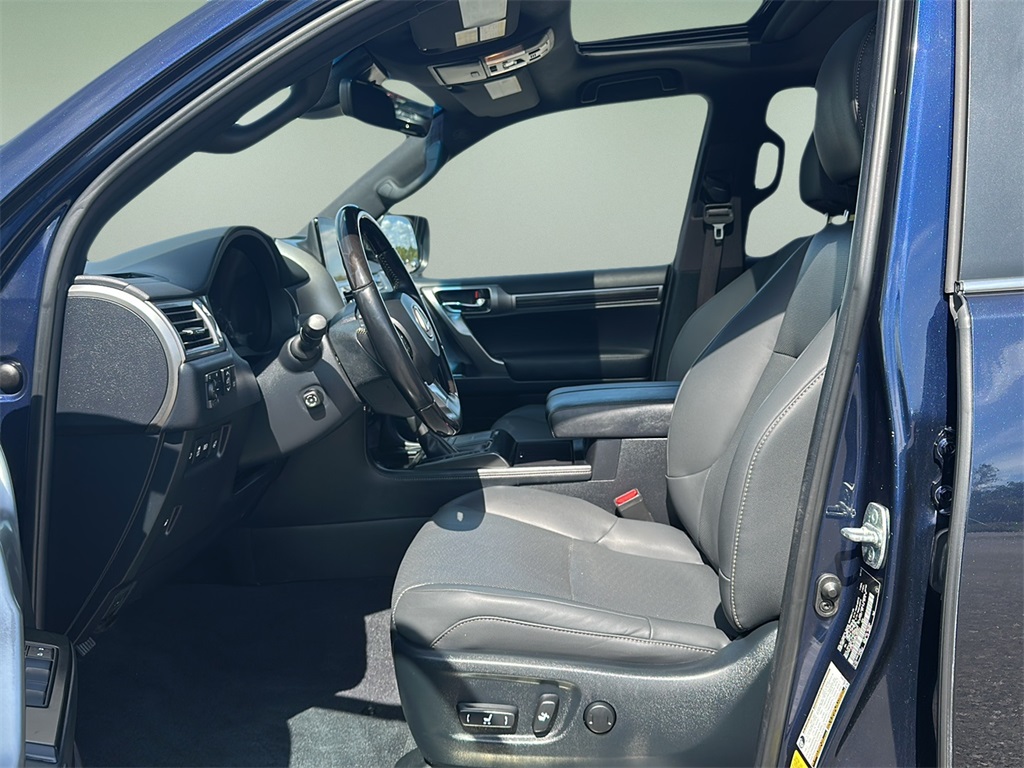 2023 Lexus GX 460 photo 9