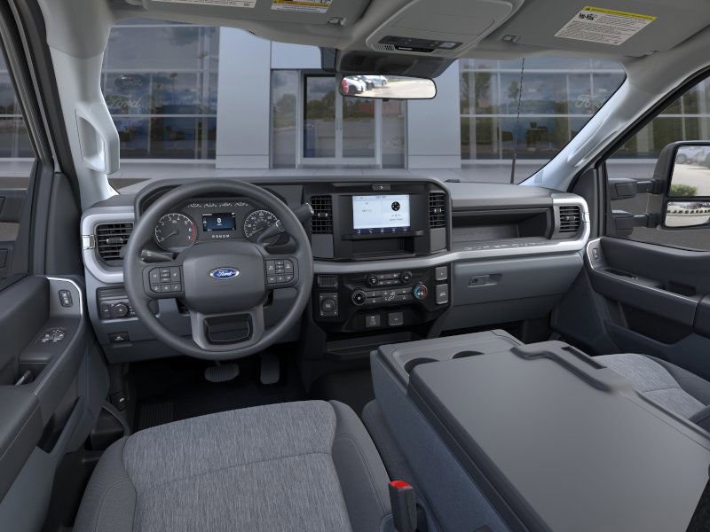 2025 Ford F-350 XL photo 9