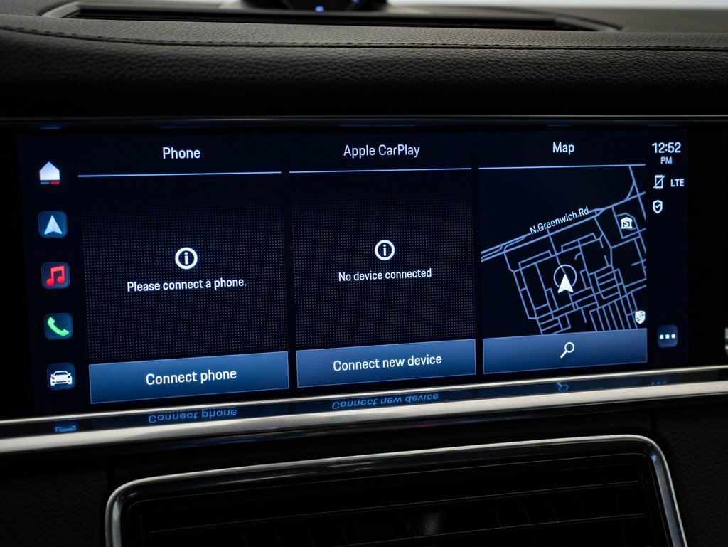 2022 Porsche Panamera 4S Executive photo 30
