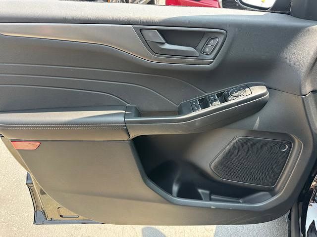 2025 Ford Escape Active photo 9