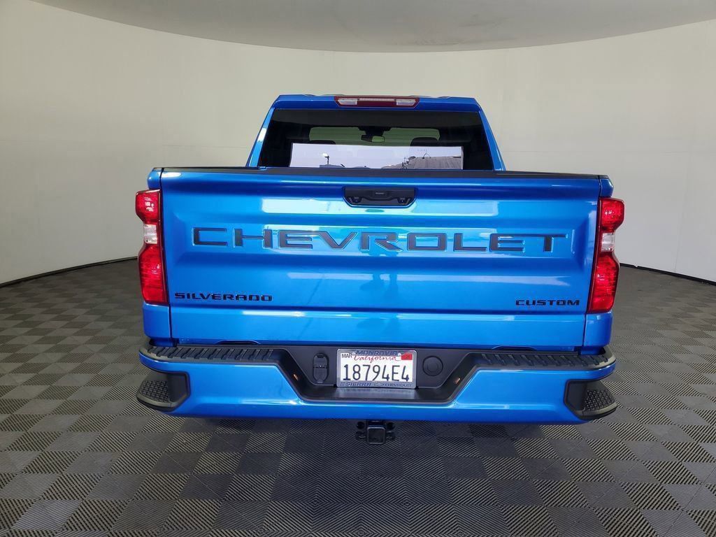 2025 Chevrolet Silverado 1500 Custom photo 5