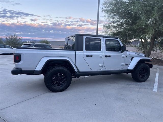 2023 Jeep Gladiator Willys photo 4