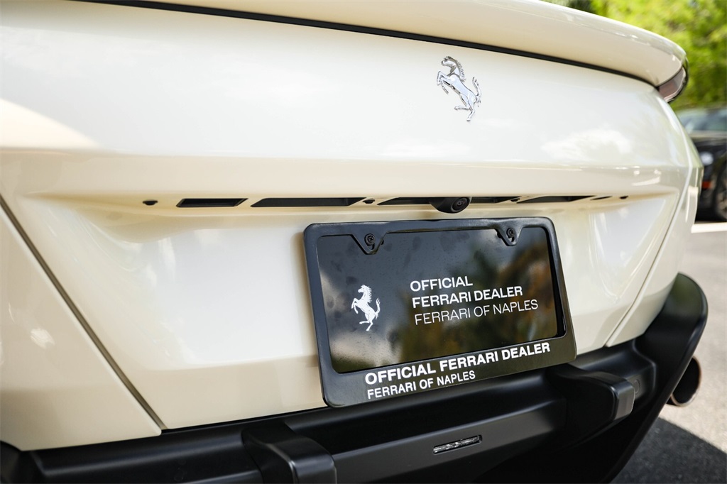 Certified Used 2022 Sabbia Del Deserto Ferrari Base image 15