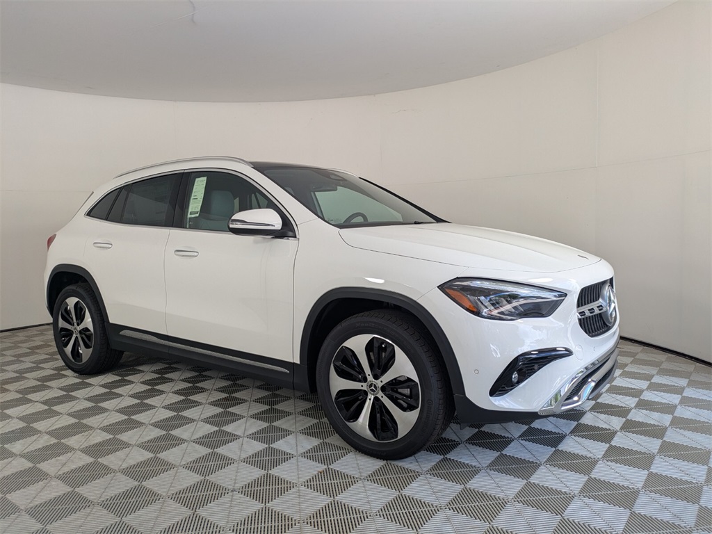 2026 Mercedes-Benz GLA GLA 250's photo