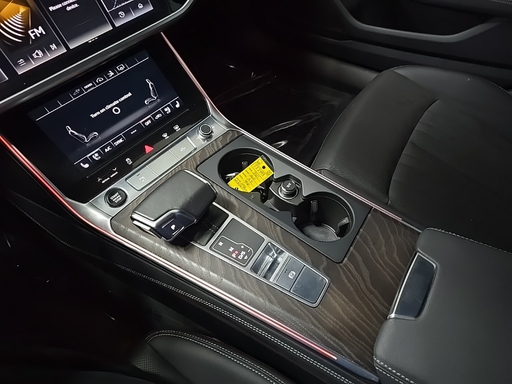 2021 Audi A7 Premium Plus photo 25