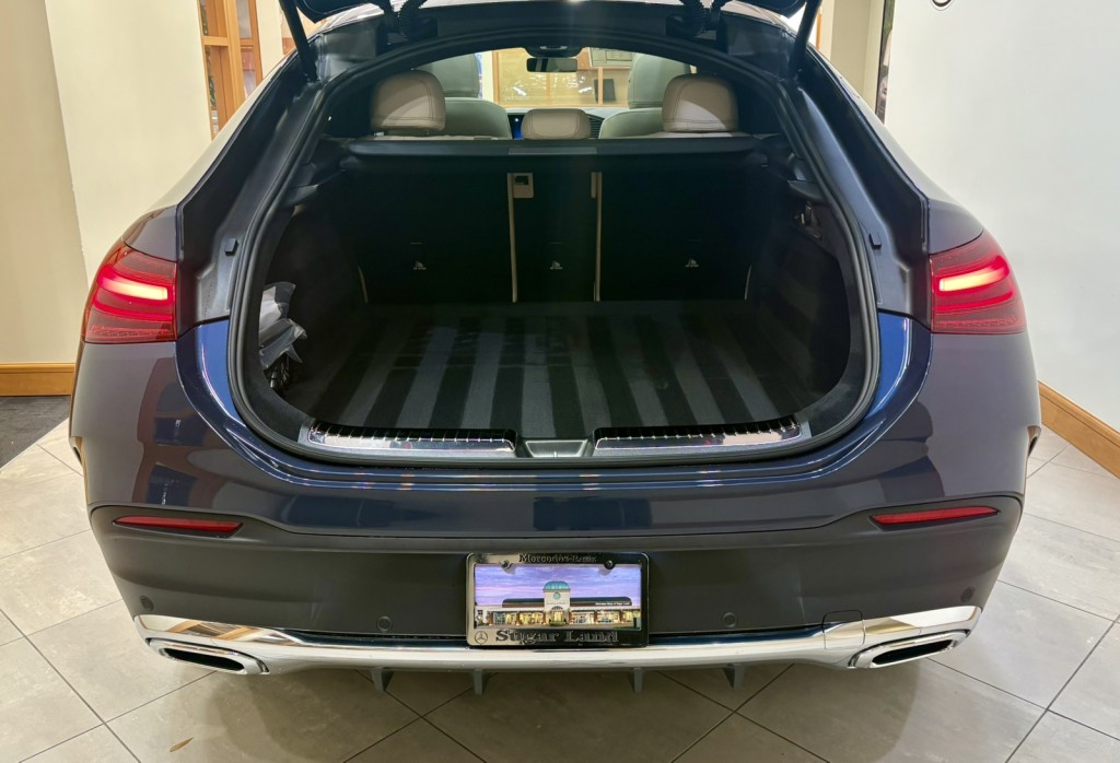 2026 Mercedes Benz GLE 450 4MATIC photo 6