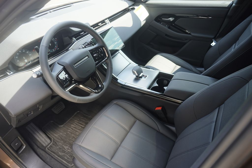 2026 Land Rover Range Rover Evoque S photo 16