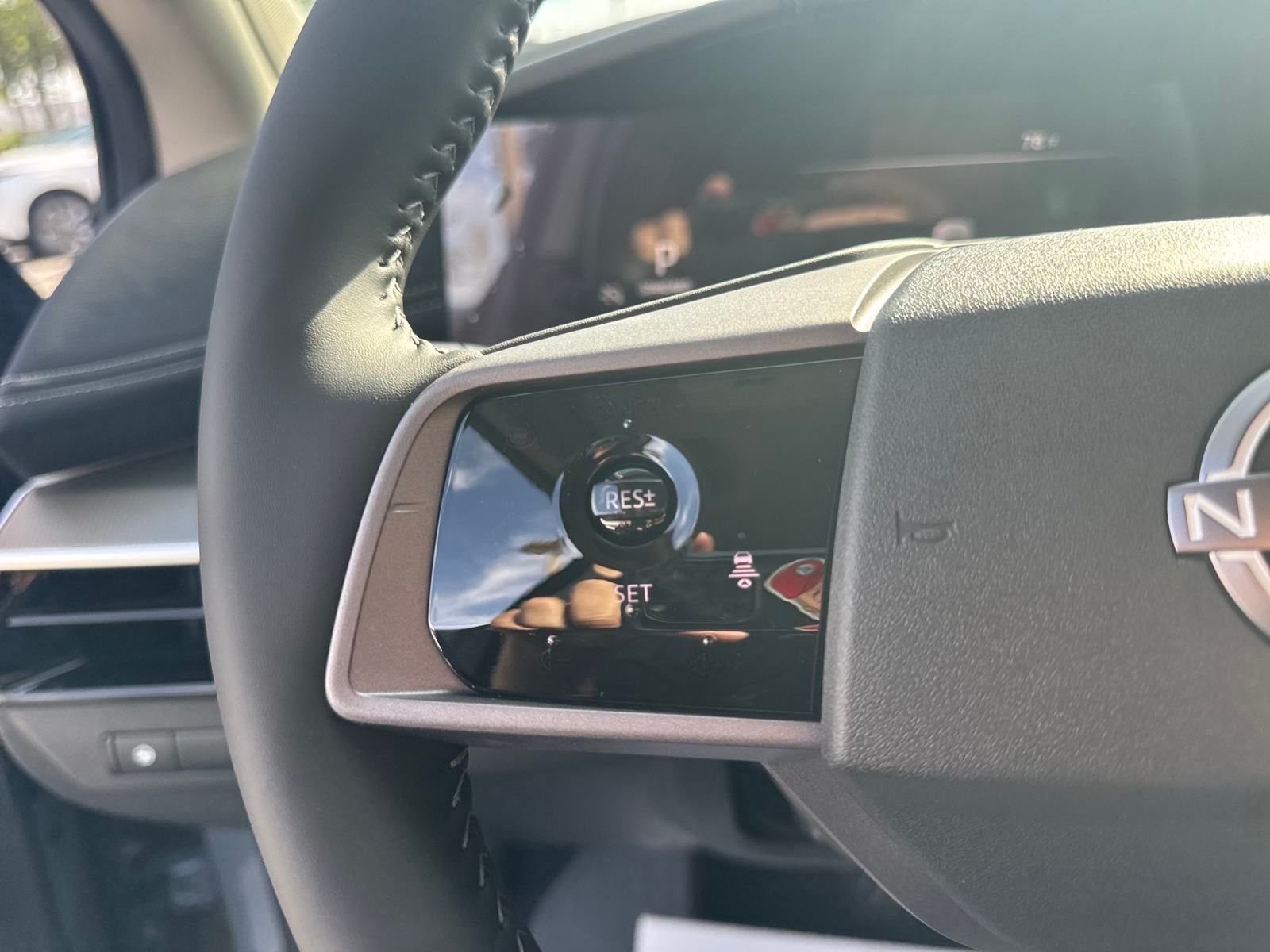 2025 Nissan Murano SL photo 16