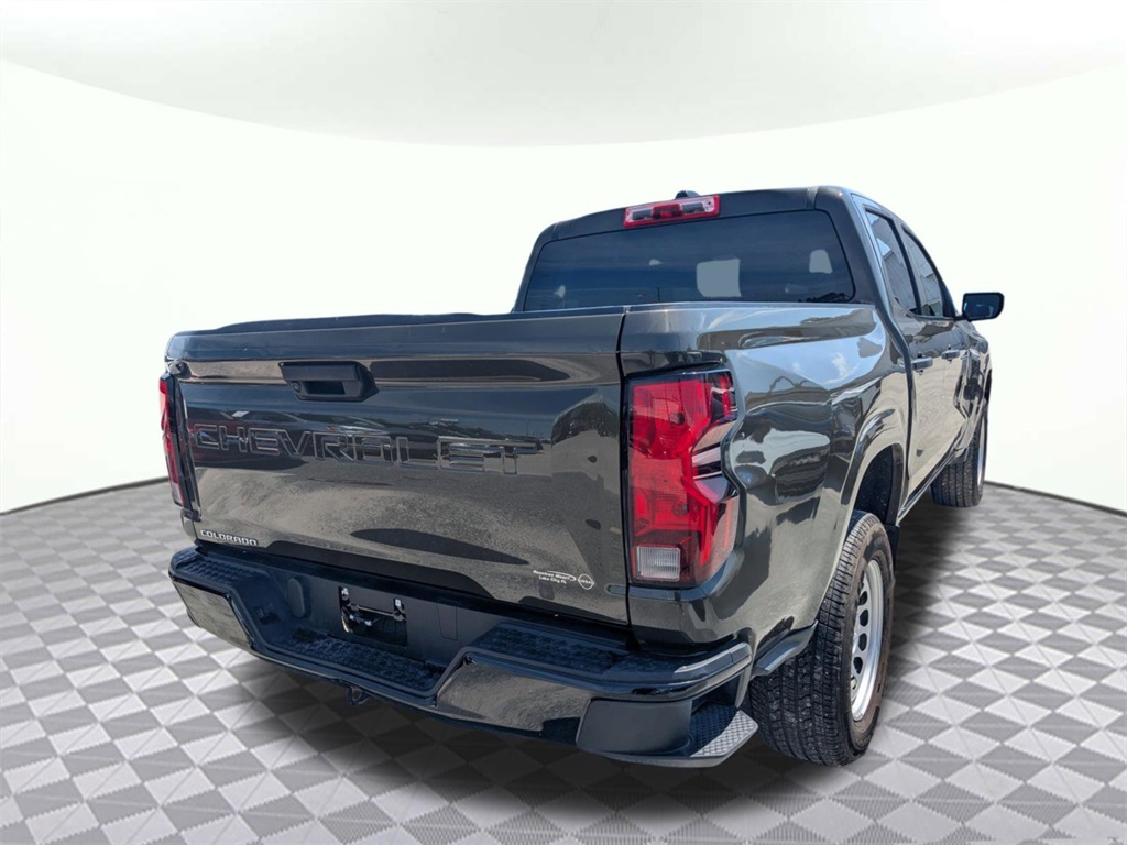 2024 Chevrolet Colorado Work Truck photo 2