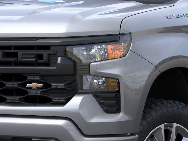 2026 Chevrolet Silverado 1500 Custom photo 9