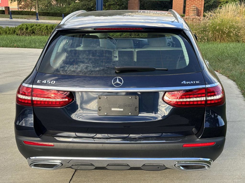 2022 Mercedes Benz E 450 4MATIC All-Terrain photo 2