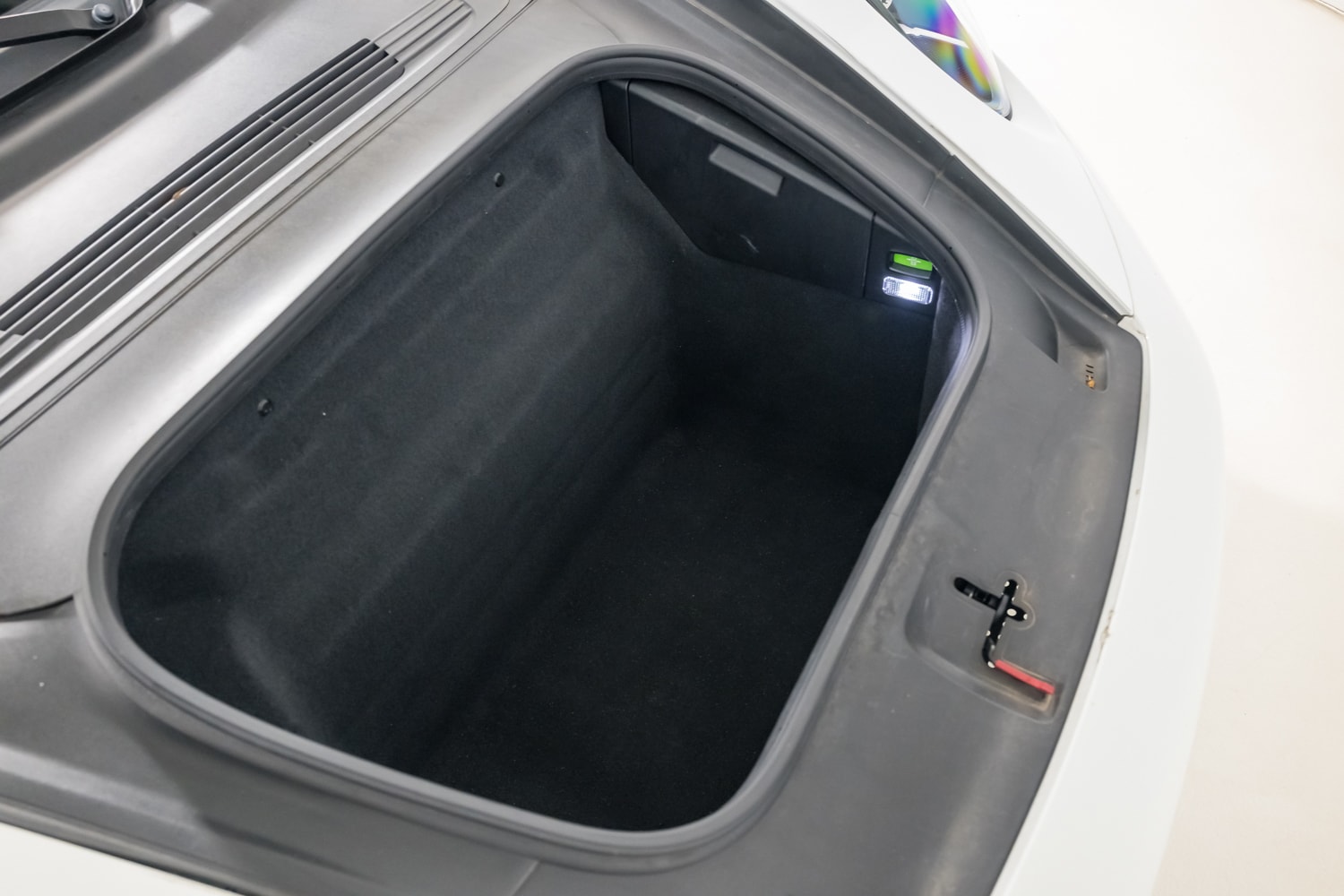 2022 Porsche 911 4 photo 37