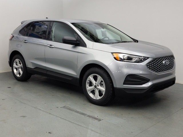 2024 Ford Edge SE photo 2