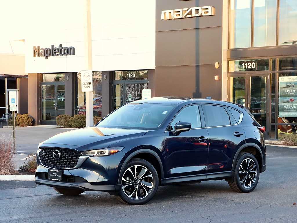 2023 Mazda CX-5 S Premium package's photo