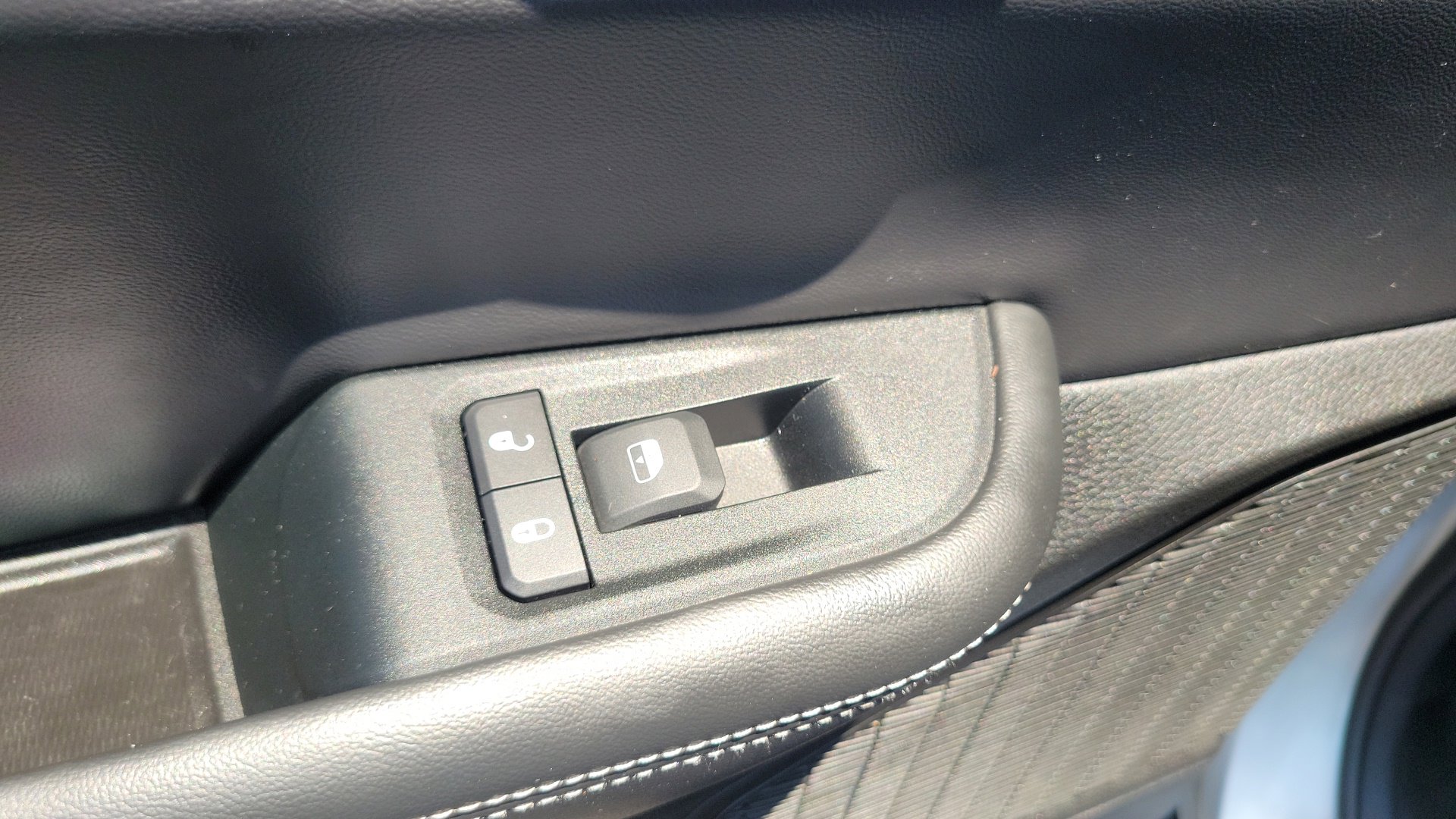 2025 Jeep Grand Cherokee Laredo X photo 13