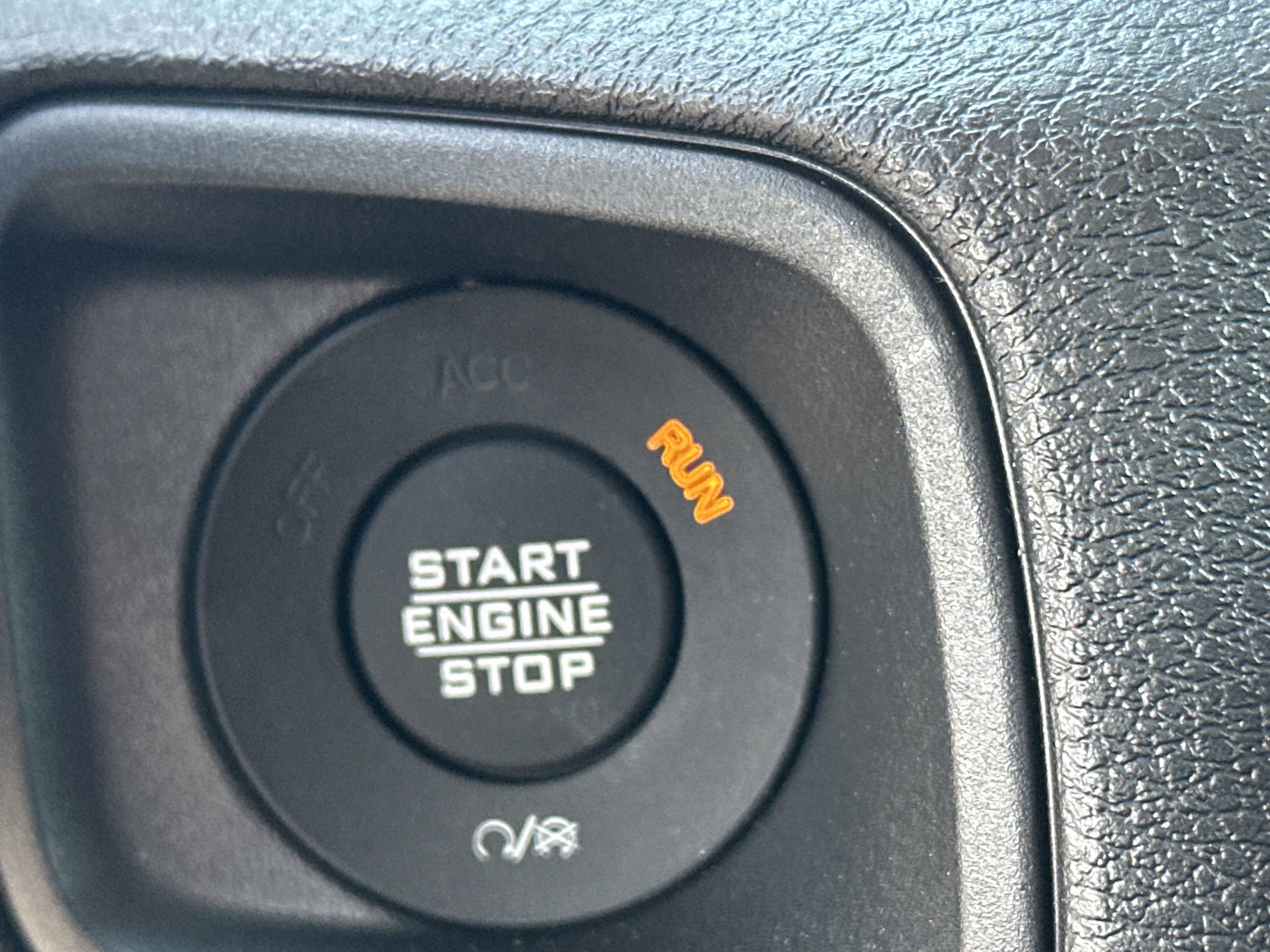 2025 Jeep Wrangler Sport S photo 5