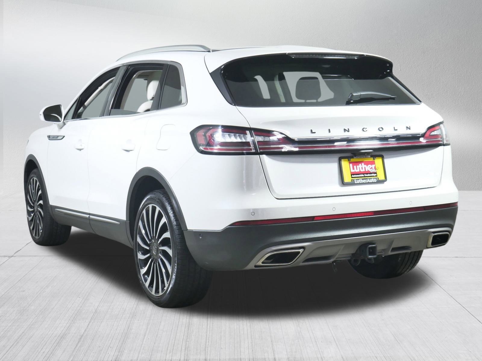 2022 Lincoln Nautilus Black Label photo 5
