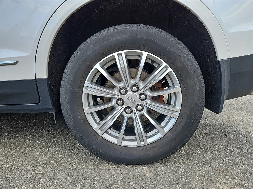 2017 Cadillac XT5 Luxury photo 4