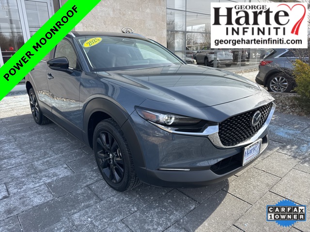 2025 Mazda CX-30 Carbon Edition's photo