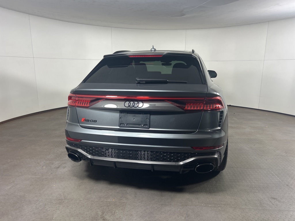 2024 Audi RS Q8 photo 4