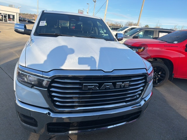 2025 Ram 1500 Laramie photo 2