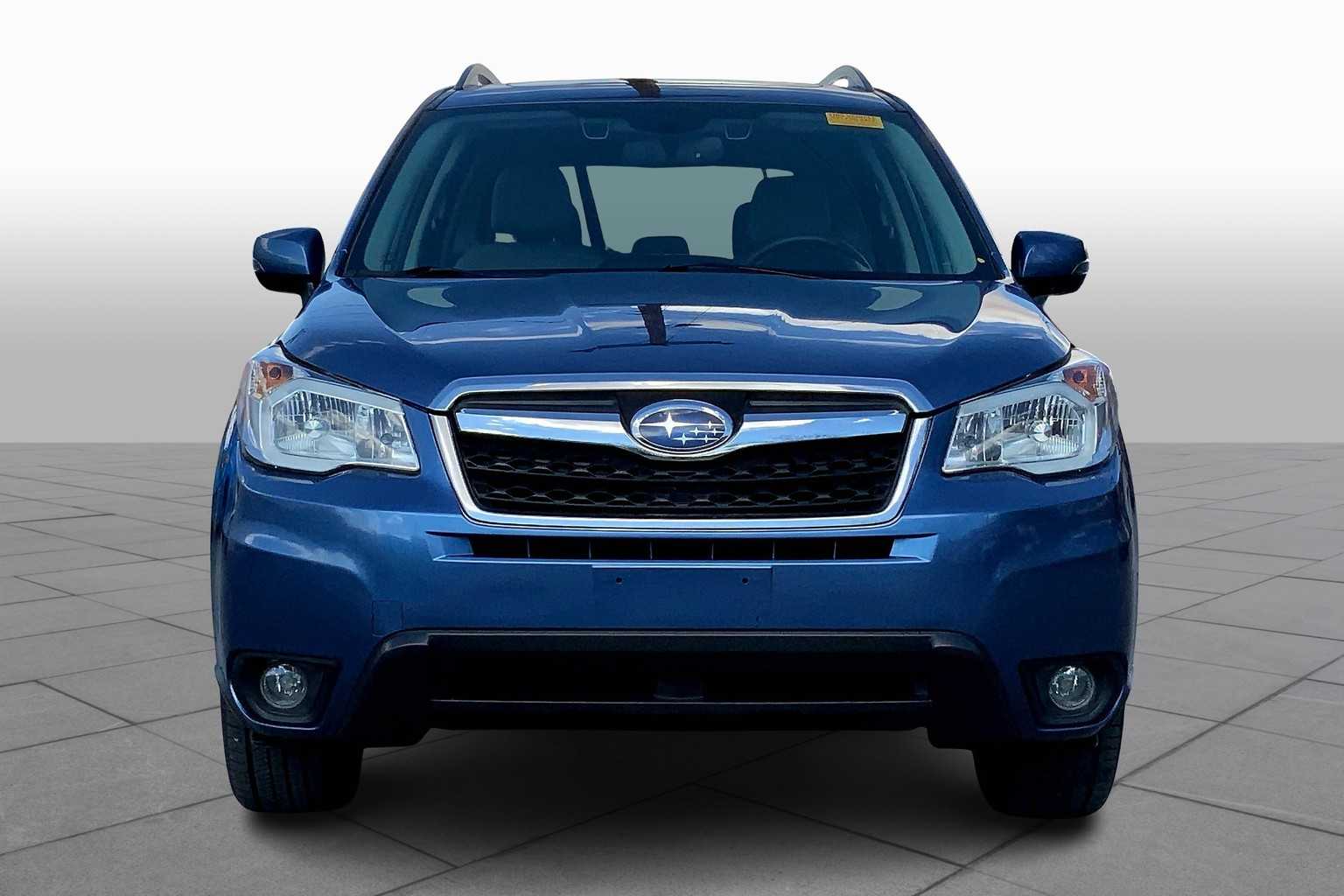 2016 Subaru Forester 2.5i Touring photo 3